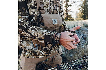 Image of First Lite Trace Quarter Zip - Mens