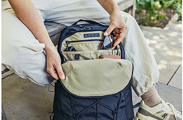 Image of Gregory Terros 28L Backpack