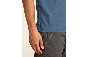 Image of Icebreaker Merino 150 Tech Lite Short Sleeve T-Shirt - Mens