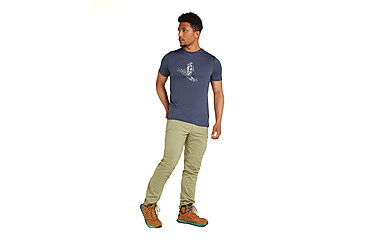 Image of Icebreaker Men Merino 150 Tech Lite SS Tee Skiing Yeti, Graphite, M, IB0A572Y884M