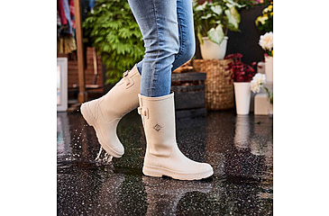 Image of Muck Boots Rainscape 12in Boots - Womens