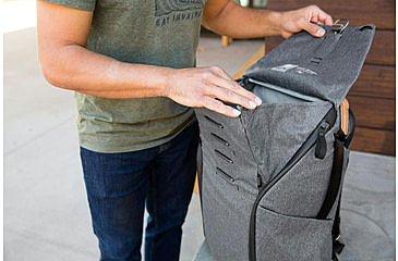 Image of Peak Design Everyday V2 Backpack, 30 Liters, Charcoal, BEDB-30-CH-3