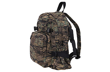 Image of Rothco Vintage Canvas Compact Backpack, Smokey Branch Camo, 9720-SmokeyBranchCamo