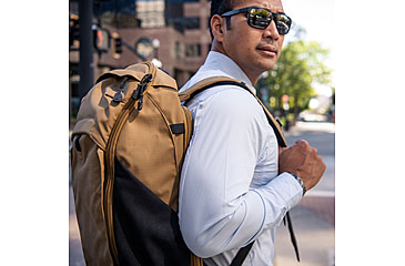 Image of Vertx Basecamp 30L Backpack, Dark Earth/Its Black, F1 VTX5019 DET/IBK NA