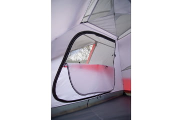 Image of ALPS Mountaineering Tauras - 6 Person, 3 Season