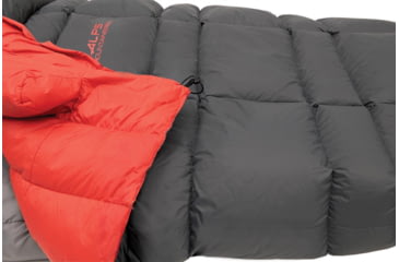 Image of ALPS Mountaineering Pinnacle Lightweight Quilt, Charcoal/Red, 4990444