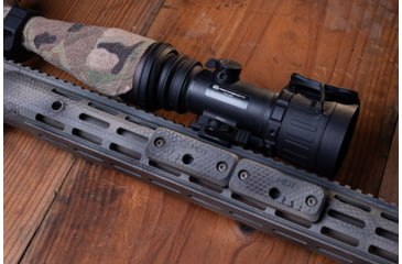 Image of Armasight CO-MR Gen 3 Night Vision Medium Range Clip-On, Pinnacle Ghost White Phosphor IIT, Gray, NSCCOMR001G9DX2