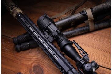 Image of Armasight CO-MR Gen 3 Night Vision Medium Range Clip-On, Pinnacle Ghost White Phosphor IIT, Gray, NSCCOMR001G9DX2
