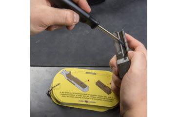 Image of AVID AV1022R 10/22 FIELD GUIDE