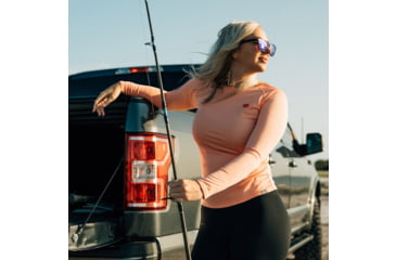 Image of AVID Sportswear Trophy Fish Avidry Long Sleeve Shirt - Womens, Guava, Medium, WK32408GUAMD