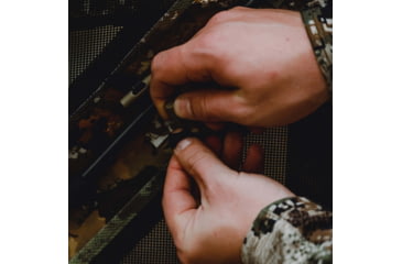 Image of Barronett Blinds Panel Face-Off Hunting Blind, Crater Thrive, Adjustable, FA101CT