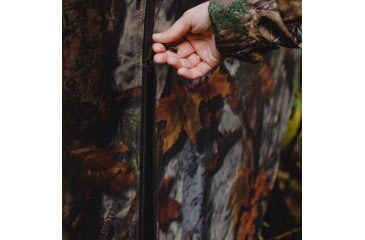 Image of Barronett Blinds Prowler 350 Hunting Blind, Bloodtrail Woodland Camo, 012642022289