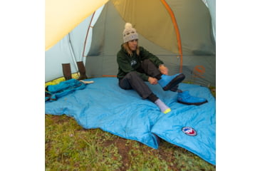Image of Big Agnes Why Not Picnic Blanket, Cendre Blue/Asphalt, 90x90, BWNPB9025