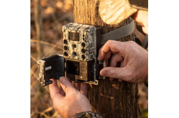Image of Bushnell 32mp Core Ds-4k Treebark Camo No Glow, Box - 119987C