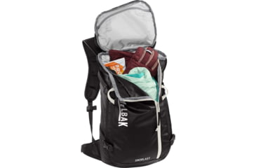 Image of CamelBak SnoBlast 22L Bacpack, Black/White, 22 L, 2781001000