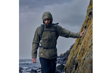Image of Fjallraven HC Hydratic Trail Jacket - Mens, Laurel Green, Medium, F86984-625-M
