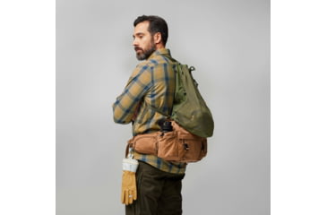 Image of Fjallraven Singi Hip Pack 10 - Unisex, Khaki Dust, One Size, F2346-228OS