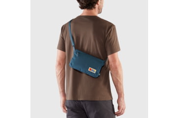 Image of Fjallraven Vardag Pocket, Storm, One Size, F27248-638-One Size