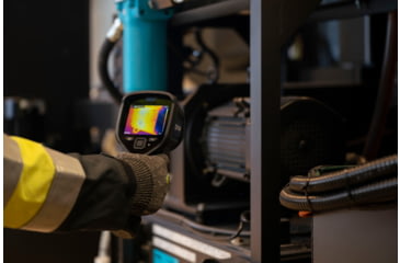 Image of FLIR Systems E8 Pro Infrared Camera with Ignite Cloud, 320x240 pixels, Black, 13303-0302