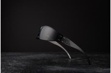 Image of Gatorz Wraptor Sunglasses, Blackout Frame, Digitally Optimzed Polarized, WRAMBP01OPZ