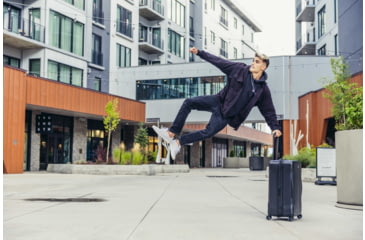 Image of Gregory Quadro Pro 28 Rolling Luggage