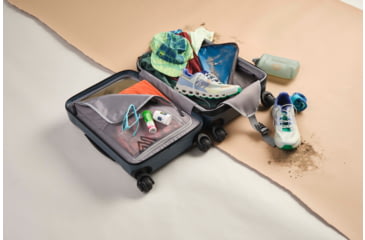 Image of Gregory Quadro Pro 28 Rolling Luggage