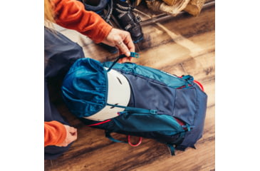 Image of Gregory Targhee FT 24 Pack, Spark Navy, Medium/Large, 139431-8885