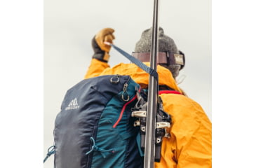 Image of Gregory Targhee FT 24 Pack, Spark Navy, Medium/Large, 139431-8885