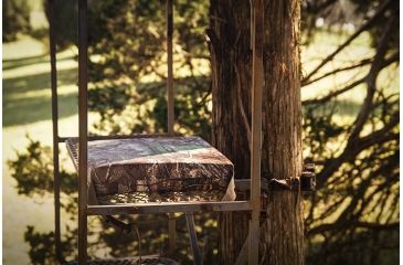 Image of Hunt Comfort Ultra-Premium Gel Core Fatboy Cushion, Realtree Extra Camo, 16x14x3in HCSC75G