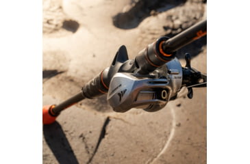 Image of Kast King Bassinator Elite Baitcasting Reels, Right Handed, KKRLCSTBE81RSI