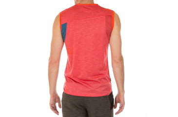 Image of La Sportiva Strive Tank - Men's, Cardinal Red/Lake, Small H83-307607-S