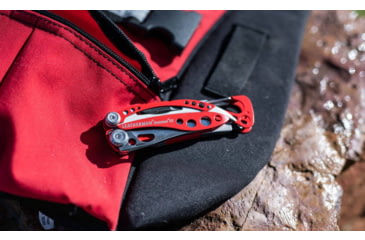 Image of Leatherman Skeletool RX No Sheath Knife, Red, 832306