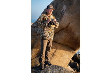 Image of Leica Geovid R 10x42mm Rangefinder Binocular, LED, Black, 40812