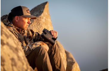 Image of Leica Geovid R 10x42mm Rangefinder Binocular, LED, Black, 40812