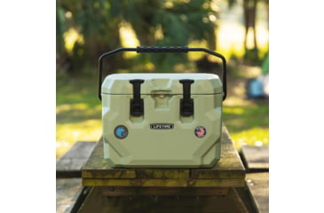 Image of Lifetime Products Glacier, 28 Quart, Hard Cooler