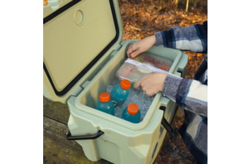 Image of Lifetime Products Glacier, 28 Quart, Hard Cooler