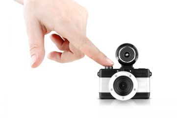 Image of Lomography Fisheye Baby 110, Metal, With Hand 955