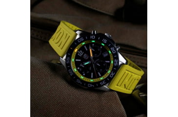 Image of Luminox Pacific Diver Chronograph 3140 Series, Black/Yellow, 44mm, XS.3145