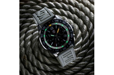 Image of Luminox Pacific Diver Chronograph 3140 Series, White, 44mm, XS.3141