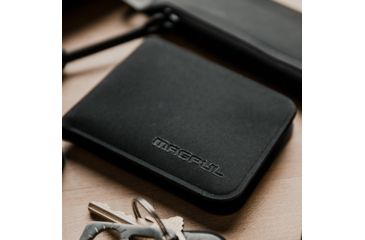 Image of Magpul Industries Daka Bi-Fold Wallet, Black, MAG906-001