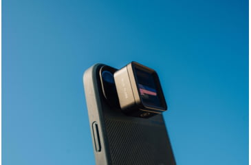 Image of Moment 1.33x Anamorphic Lens, Blue Flare, 130-103