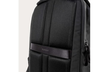 Image of Moment 17L Everything Day Pack, Black, 106-175