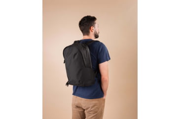 Image of Moment 17L Everything Day Pack, Black, 106-175