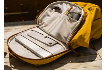Image of Moment 17L Everything Day Pack, Workwear, 106-177