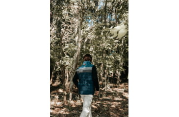 Image of Mountain Khakis Rider Vest Classic Fit - Mens, Crater Navy, L, N57401CRATER NAVYL