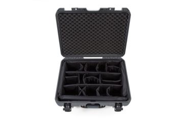Image of Nanuk 940 Case w/padded divider - Graphite, 940S-020GP-0A0