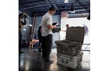 Image of Nanuk 950 Hard Plastic Case, Graphite, 950S-000GP-0A0