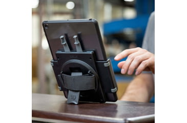 Image of Nite Ize Squeeze Universal Tablet Holder - SUHT-01-R8