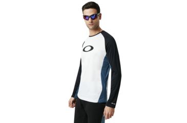 Image of Oakley Mtb Long Sleeve Tech Tee - Mens, Real Teal, Small 434362-6E3-S