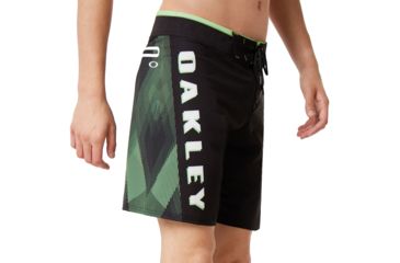 Image of Oakley 75 Boardshort 18in - Men's, Dull Onyx, 33, 482569-27C-33